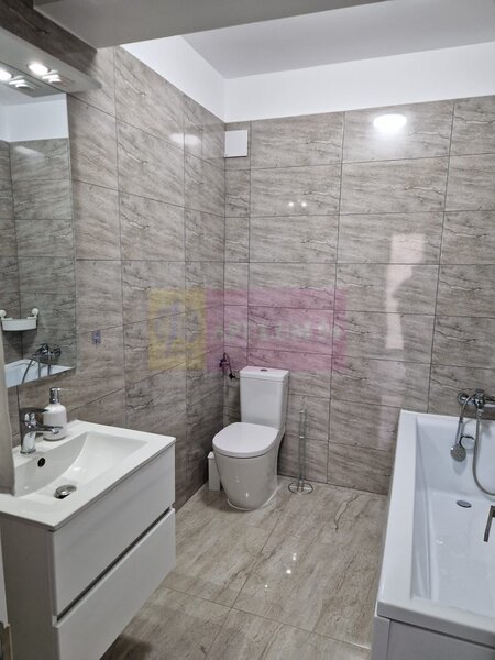 Vila cu curte individuala, zona centrala Popesti-Leordeni